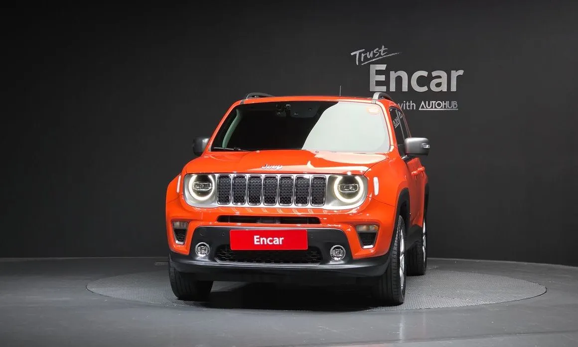 Jeep Renegade — фото 4
