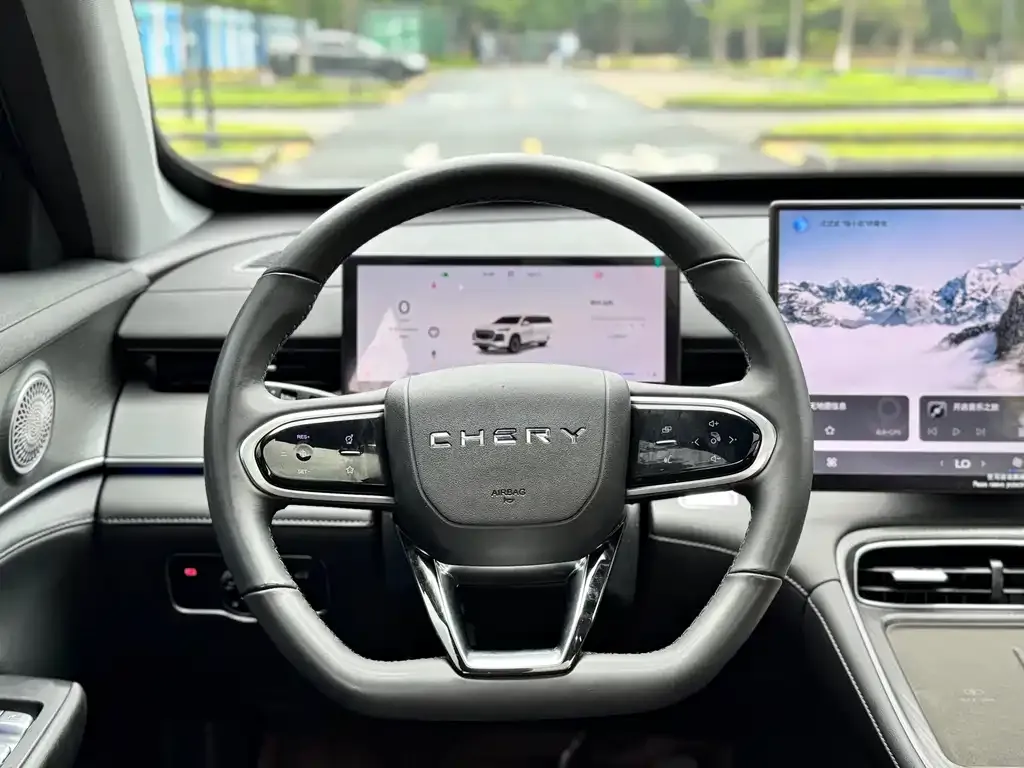 Chery Tiggo 8 PLUS — фото 2