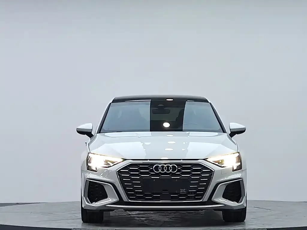 Audi A3 — фото 3