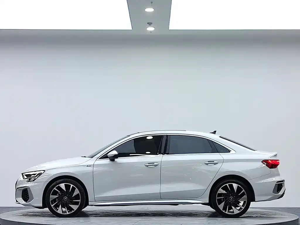 Audi A3 — фото 4