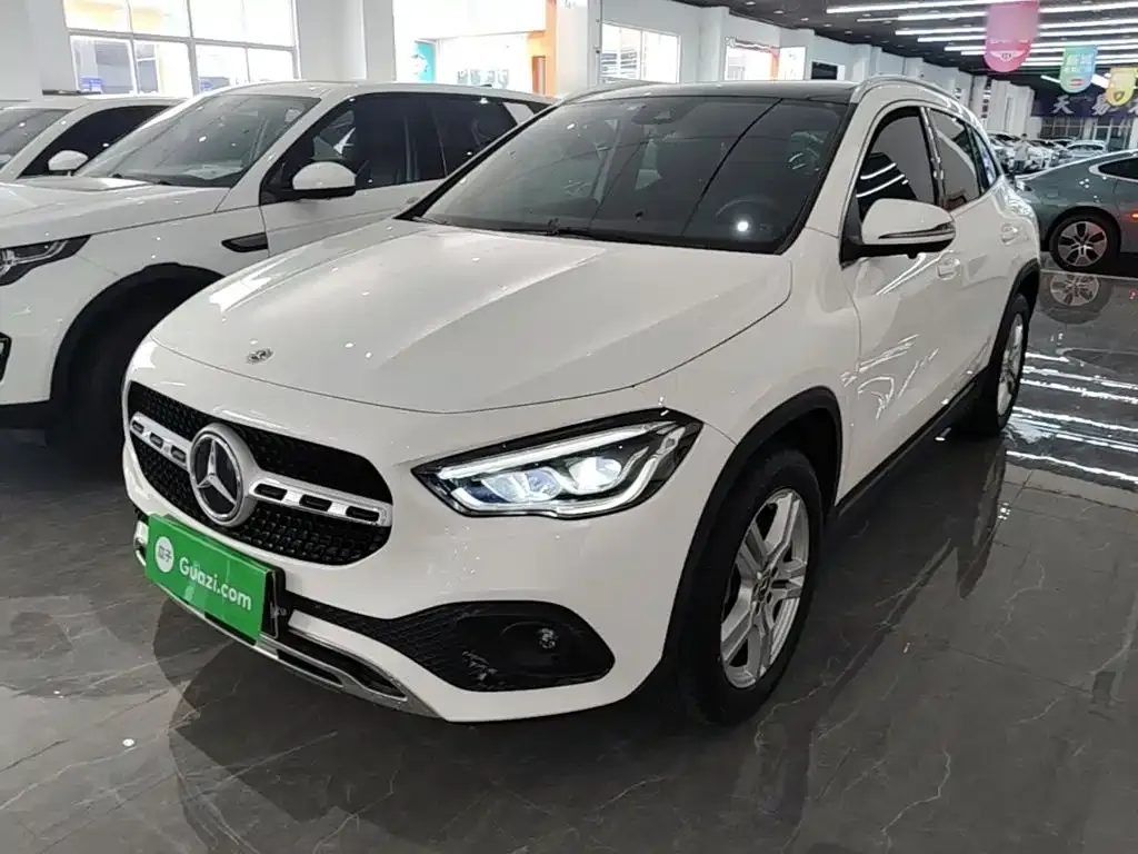 Mercedes-Benz GLA — фото 9