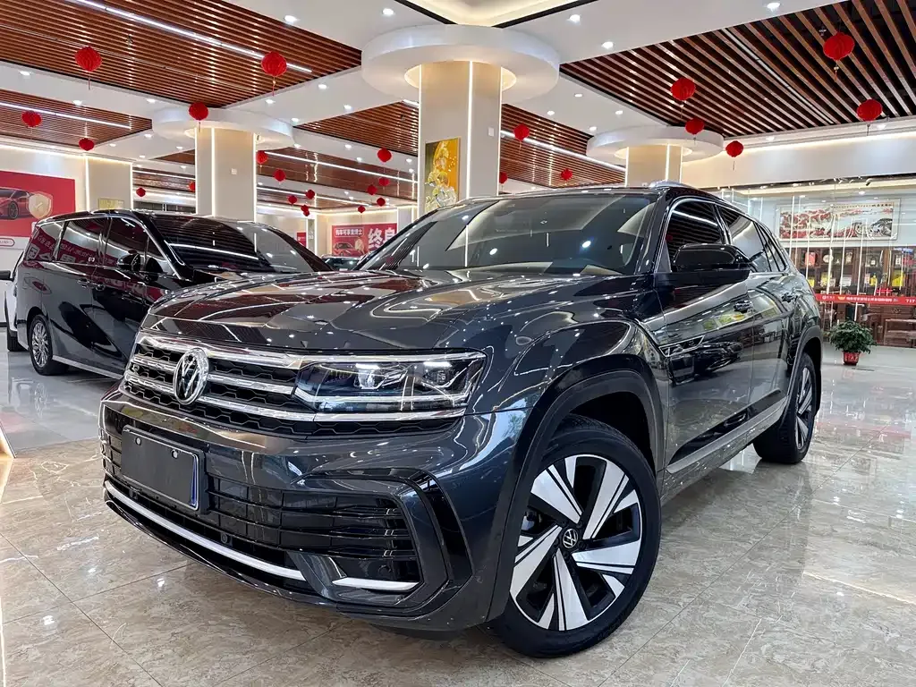 Volkswagen Tiguan X — фото 1