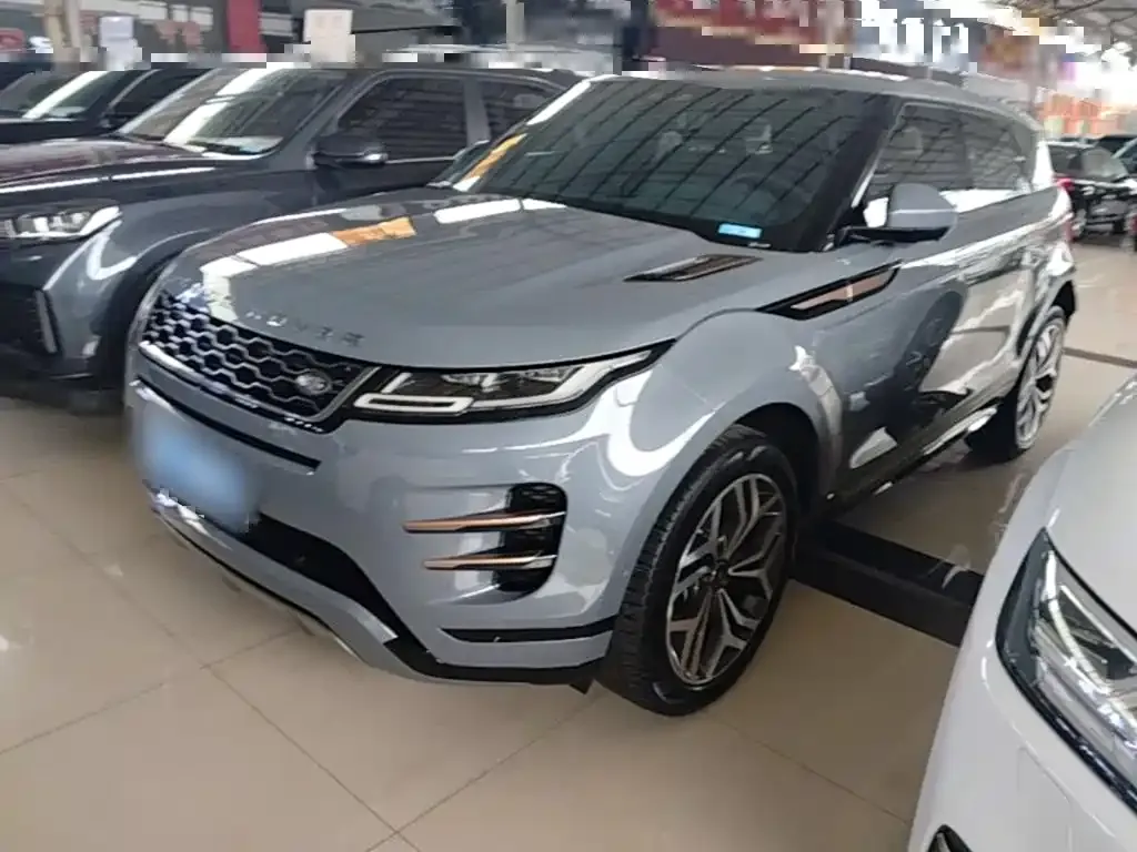 Land Rover Evoque — фото 1
