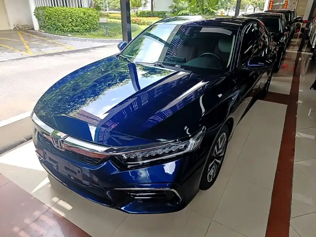 Honda Inspire — фото 1