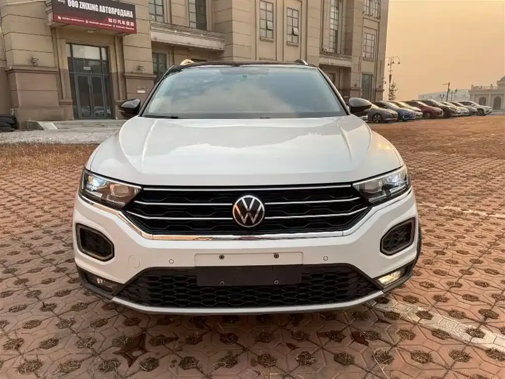 Volkswagen T-Roc — фото 5