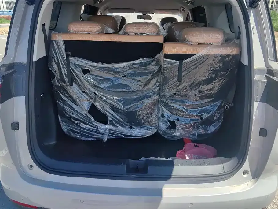 Wuling Starlight 730 New Energy — фото 10