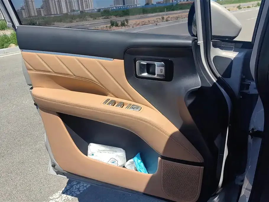 Wuling Starlight 730 New Energy — фото 3
