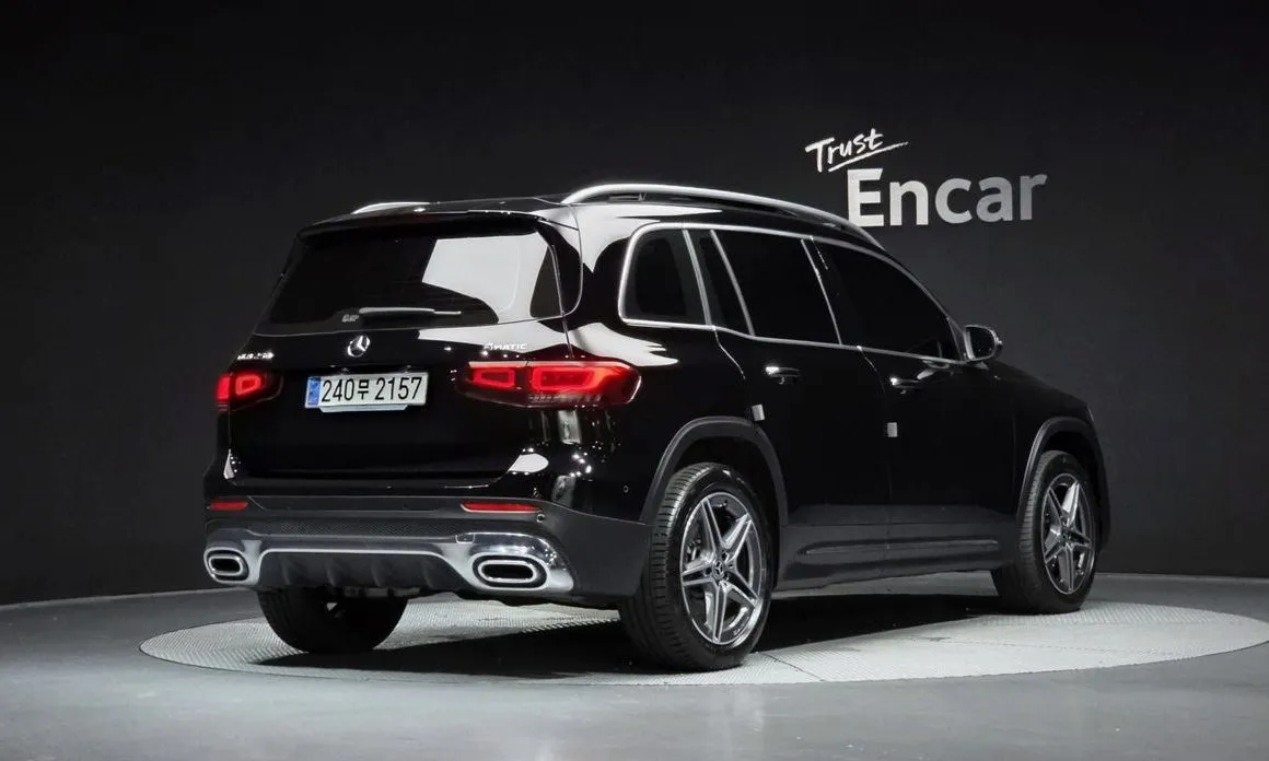 Mercedes-Benz GLB-Class — фото 7