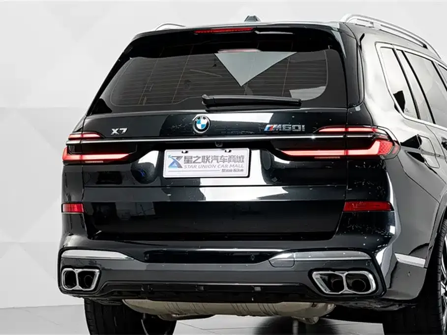 BMW X7 M60i — фото 5
