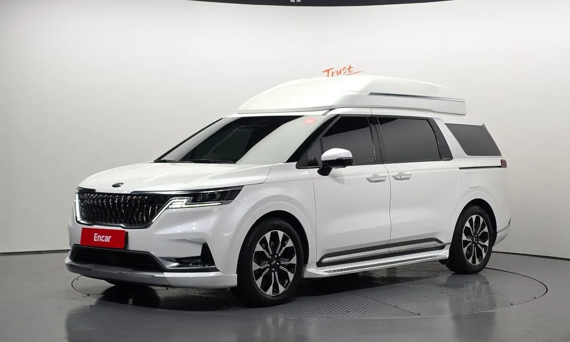 Kia Carnival — фото 1