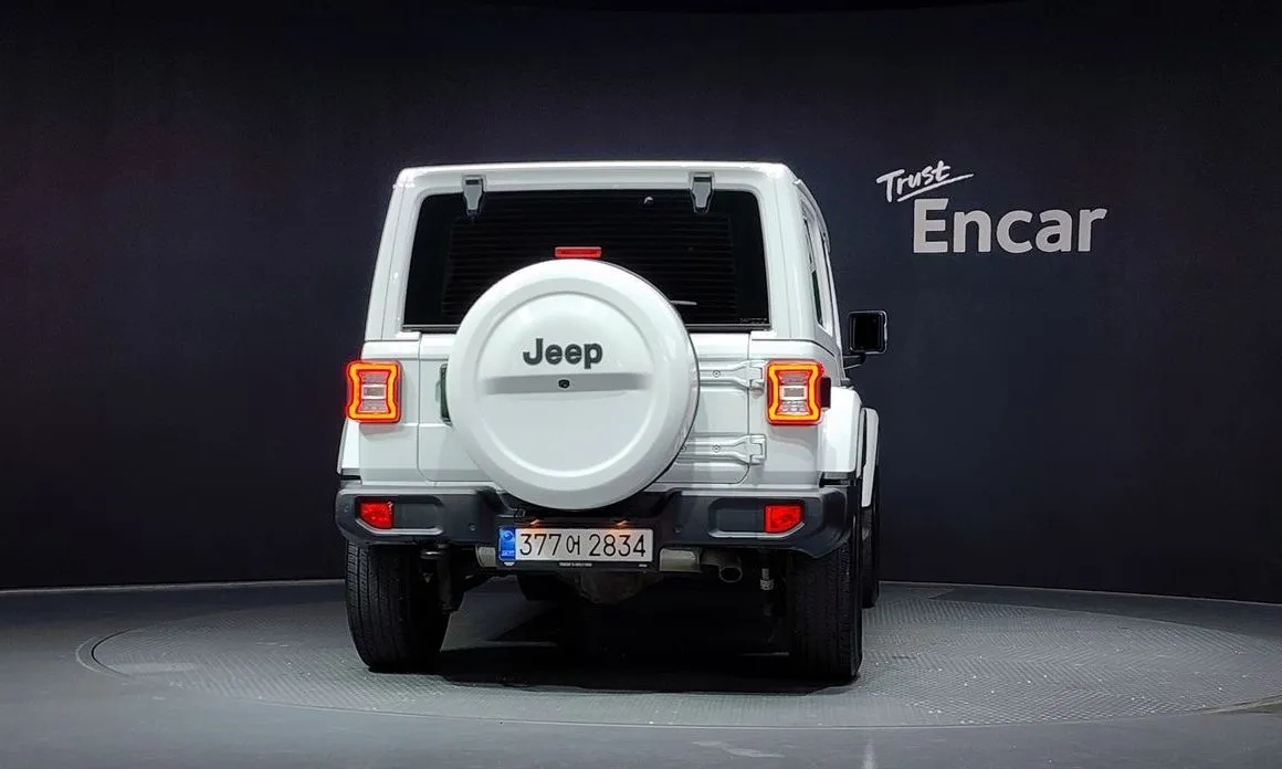 Jeep Wrangler — фото 2
