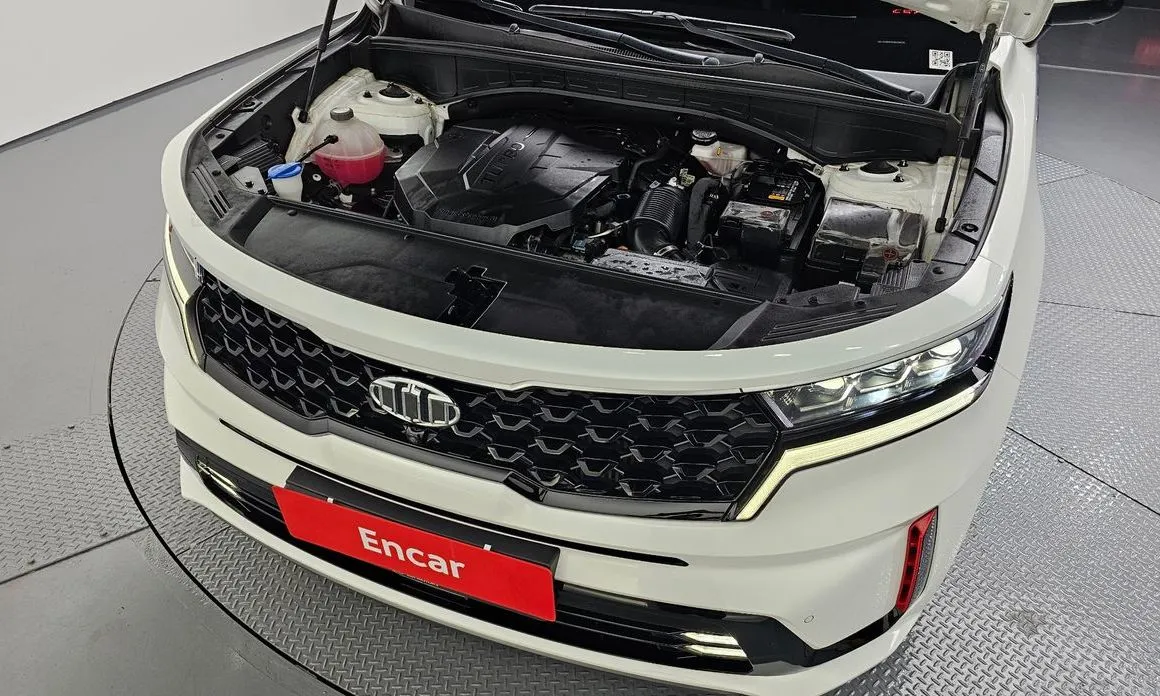 Kia Sorento — фото 8
