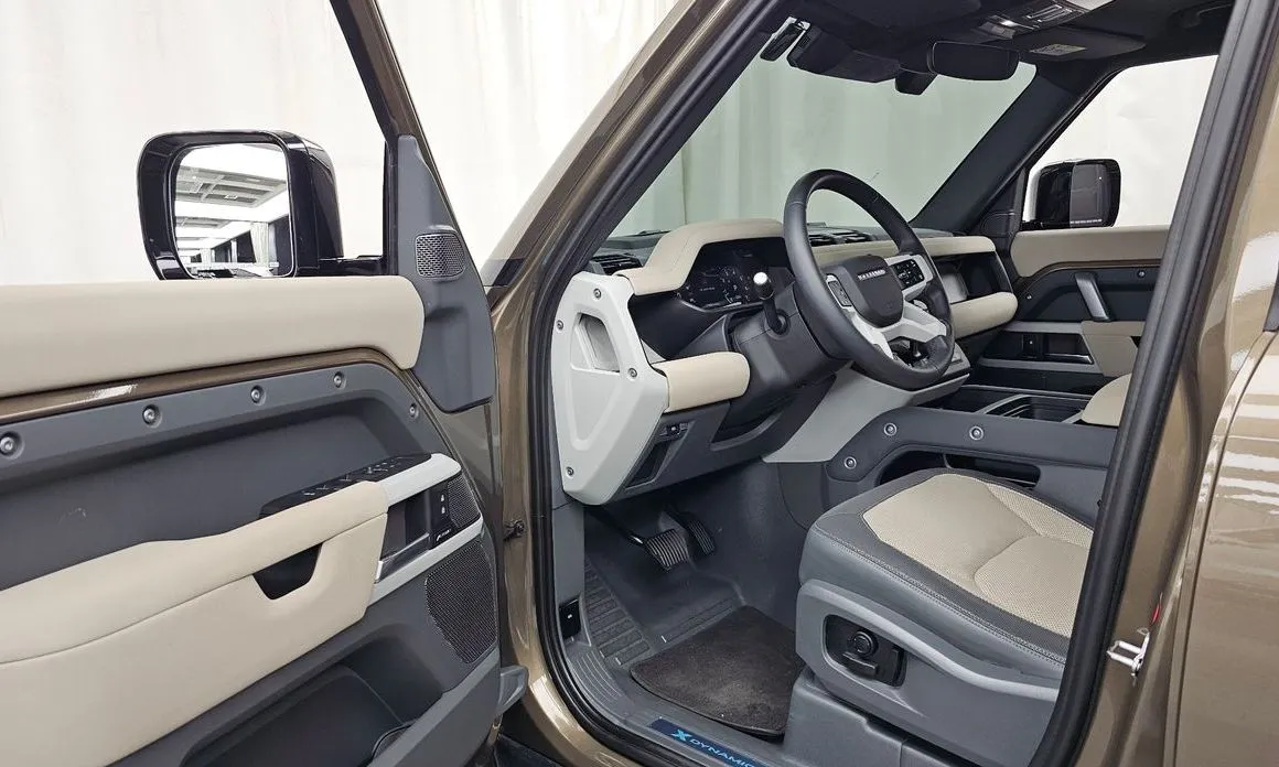 Land Rover Defender — фото 10