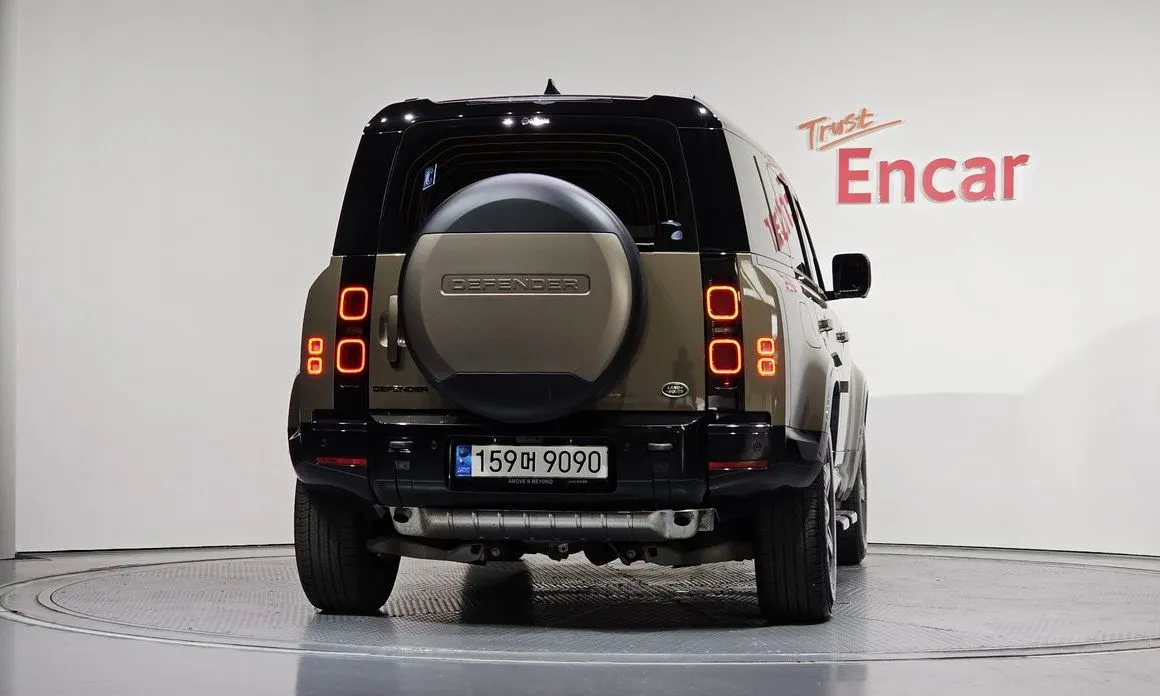 Land Rover Defender — фото 4