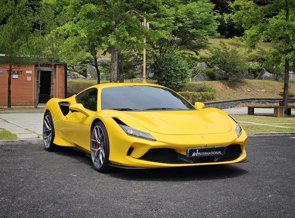 Ferrari F8 — фото 8