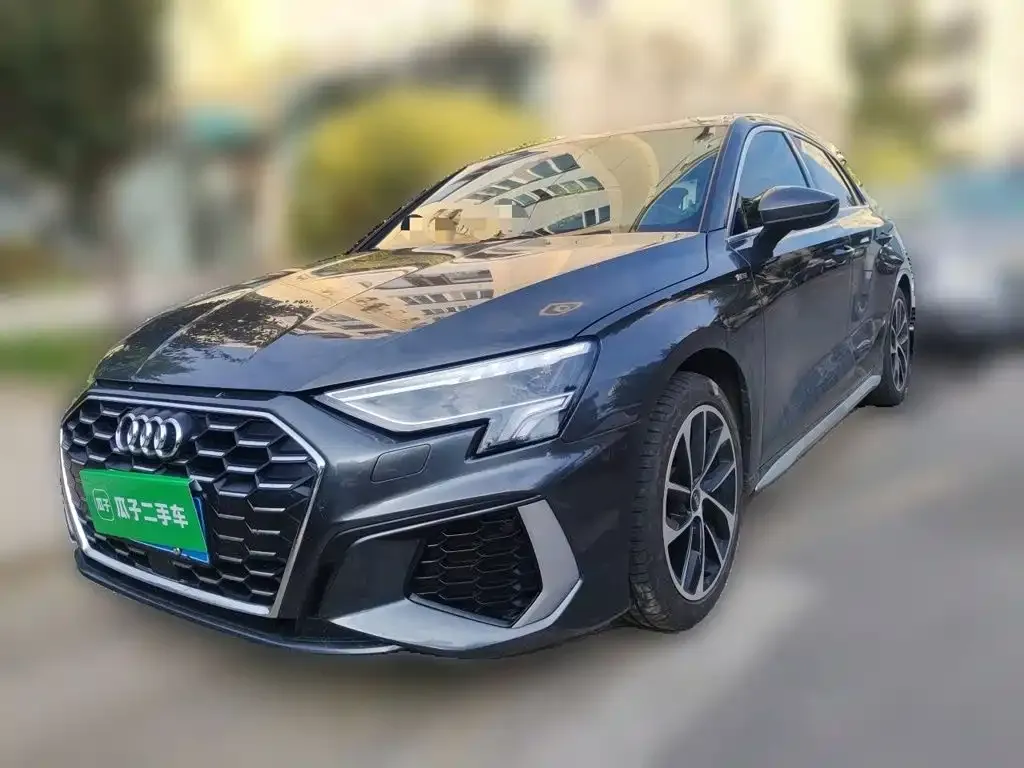 Audi A3 — фото 1