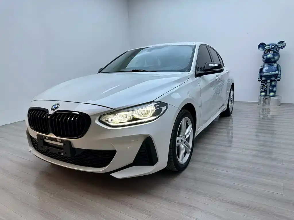 BMW 1 Series — фото 1