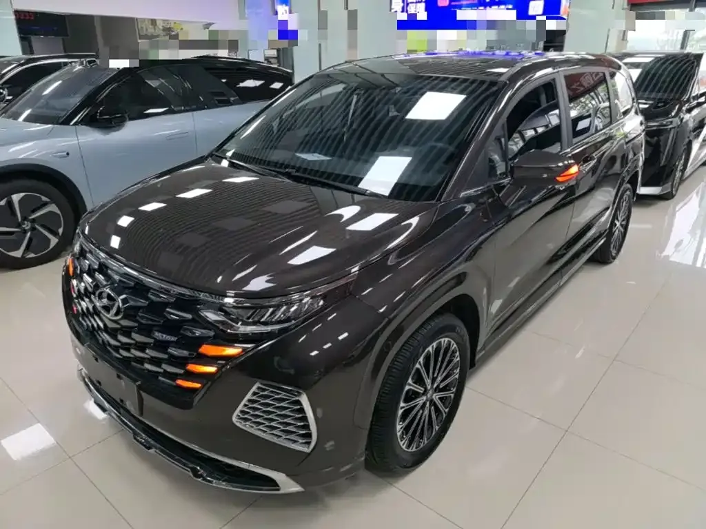 Hyundai Custo — фото 1