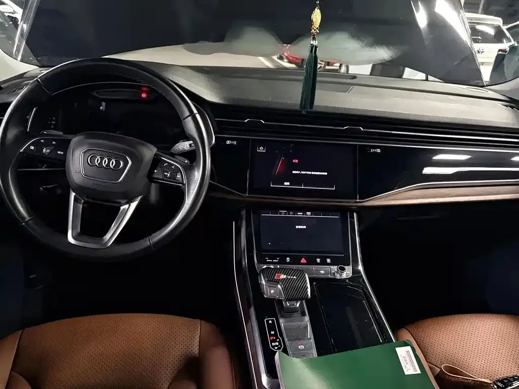 Audi Q7 — фото 4