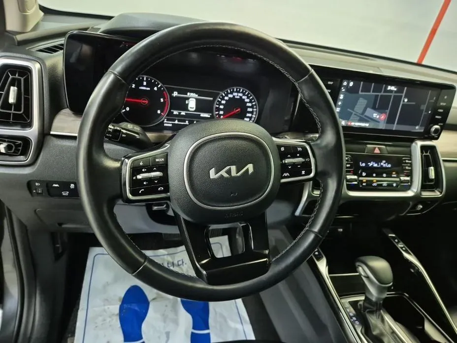 Kia Sorento — фото 4