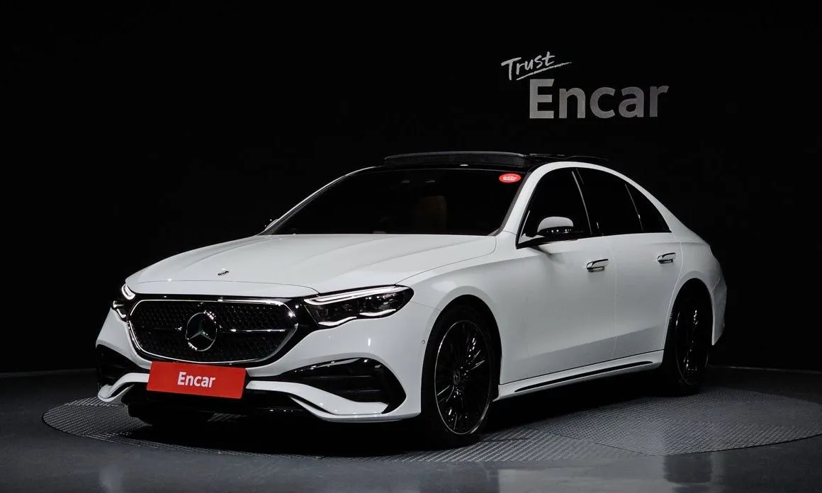 Mercedes-Benz E-Class — фото 1