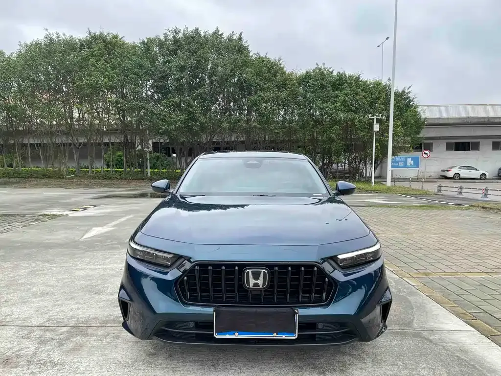 Honda Inspire — фото 10