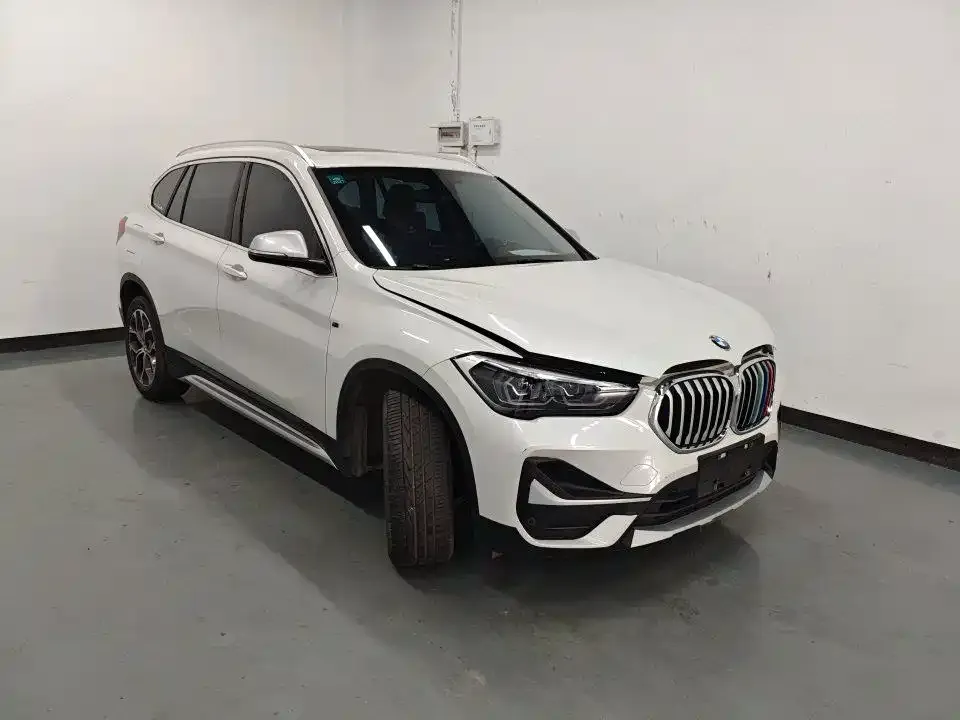 BMW X1 — фото 2