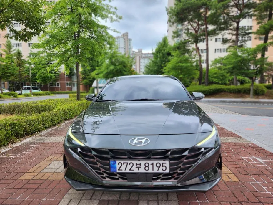 Hyundai AVANTE — фото 1