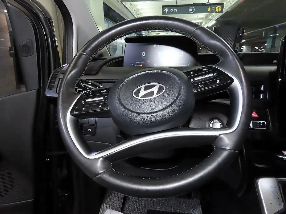 Hyundai Staria — фото 4