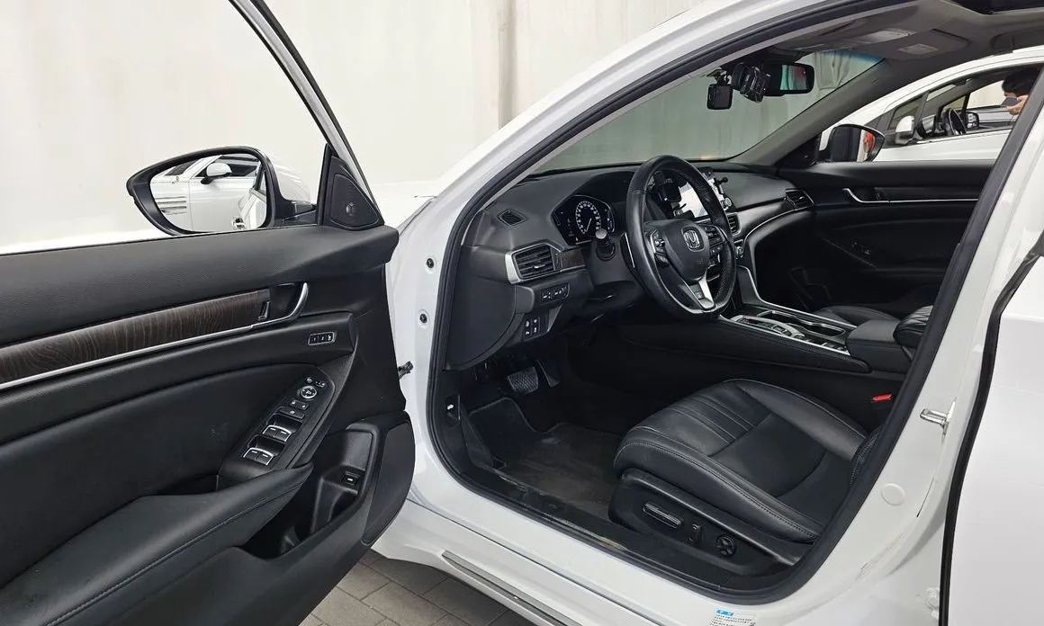 Honda Accord — фото 6