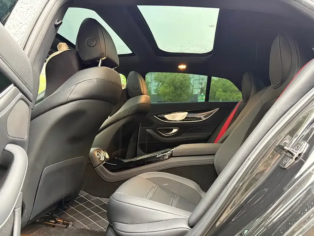 Mercedes-Benz AMG GT — фото 5