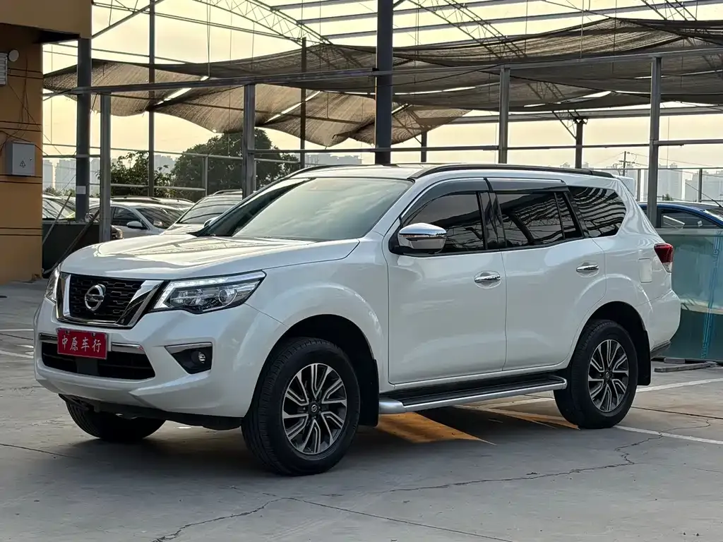 Nissan Terra — фото 1