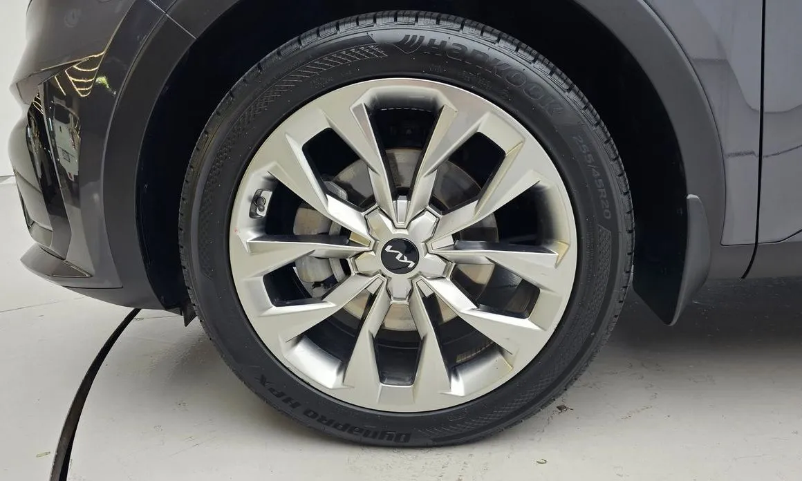 Kia Sorento — фото 4