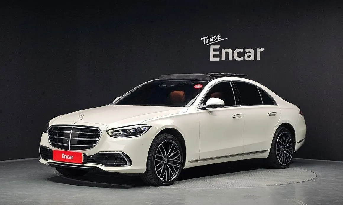 Mercedes-Benz S-Class — фото 1