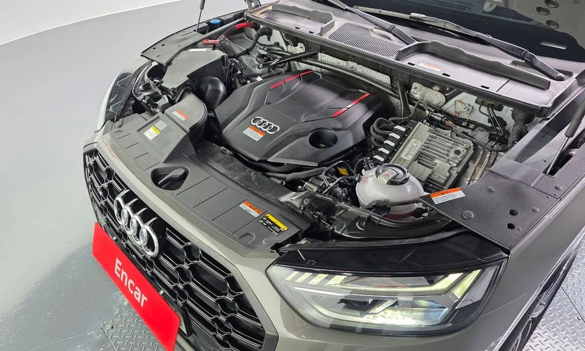 Audi SQ5 — фото 10