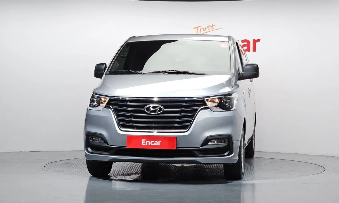 Hyundai Starex — фото 2