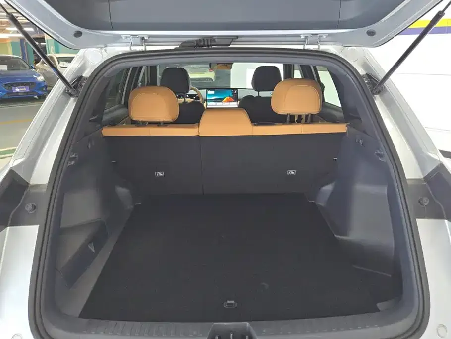 Geely Galaxy Xingjian 7 — фото 10