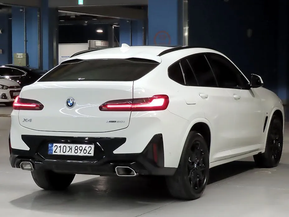 BMW X4 — фото 4
