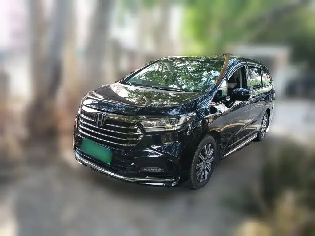 Honda Odyssey — фото 1
