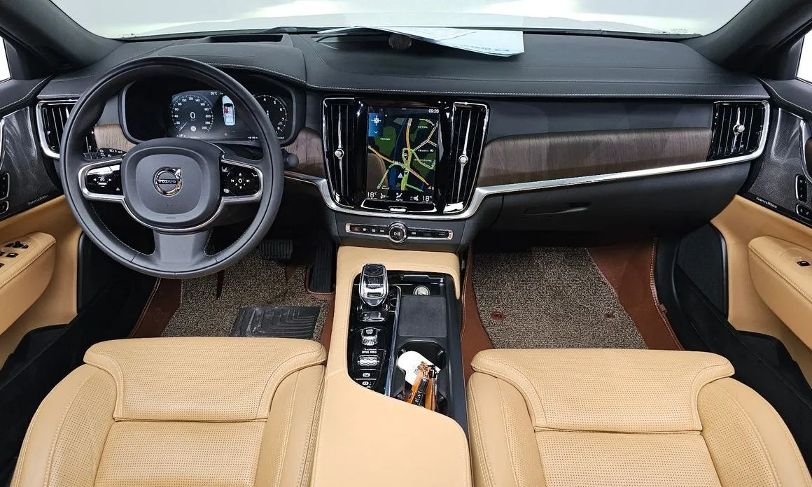 Volvo S90 — фото 10