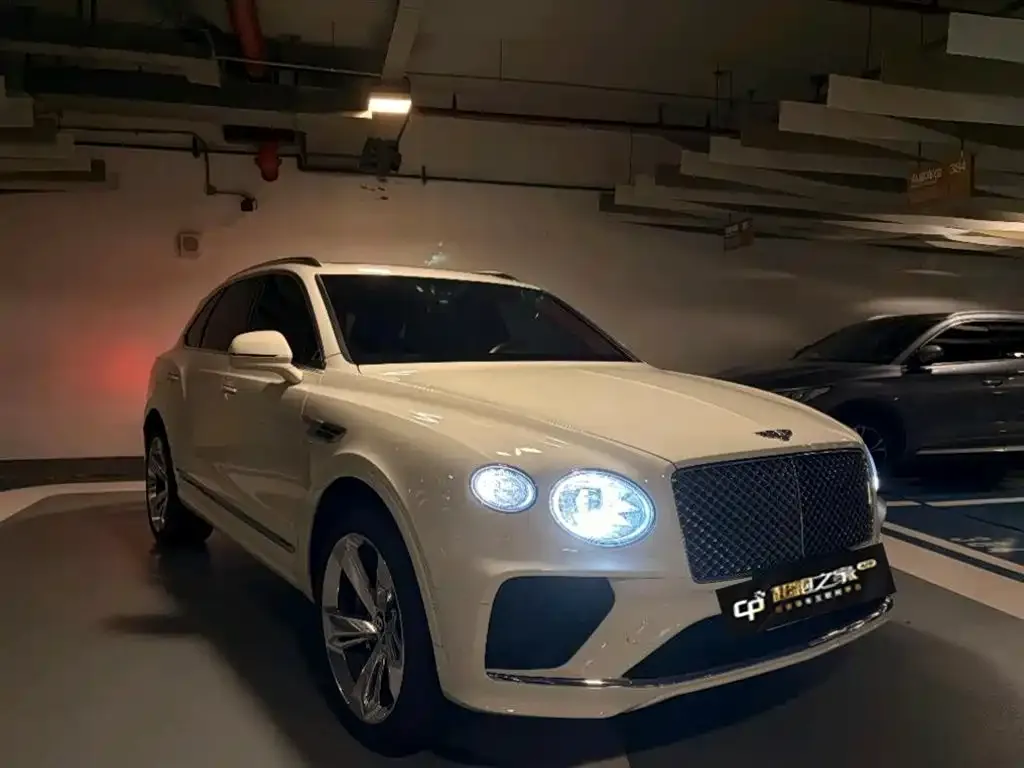 Bentley Bentayga — фото 5