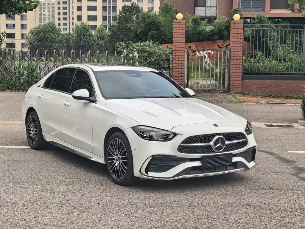 Mercedes-Benz C-Class — фото 10