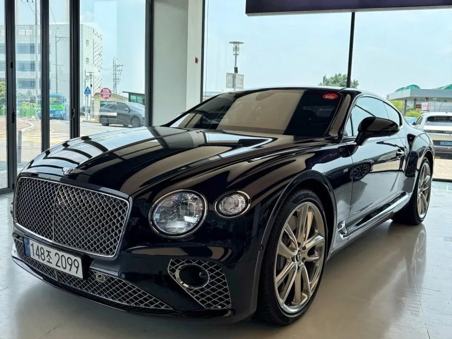 Bentley Continental — фото 1