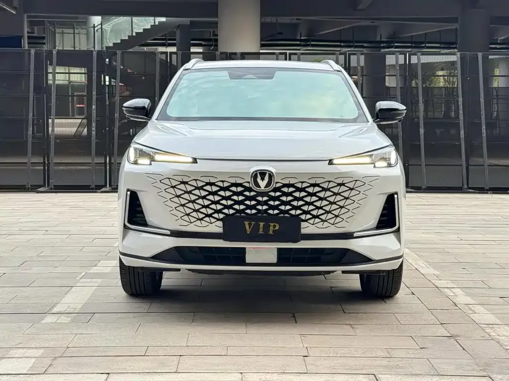 Changan CS55PLUS — фото 3