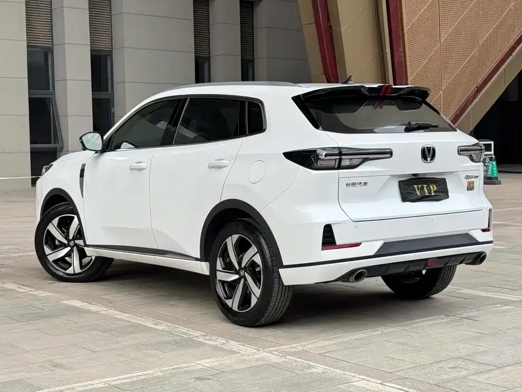 Changan CS55PLUS — фото 9