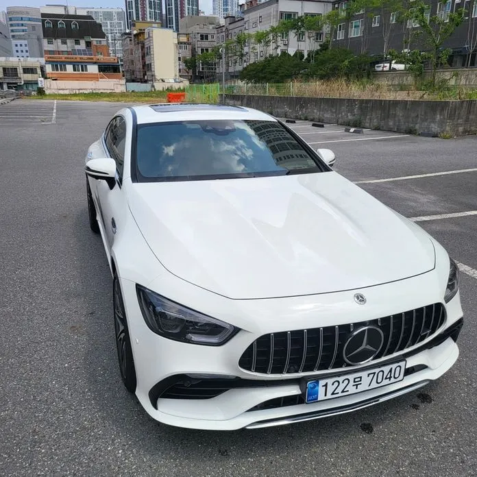 Mercedes-Benz AMG GT — фото 1