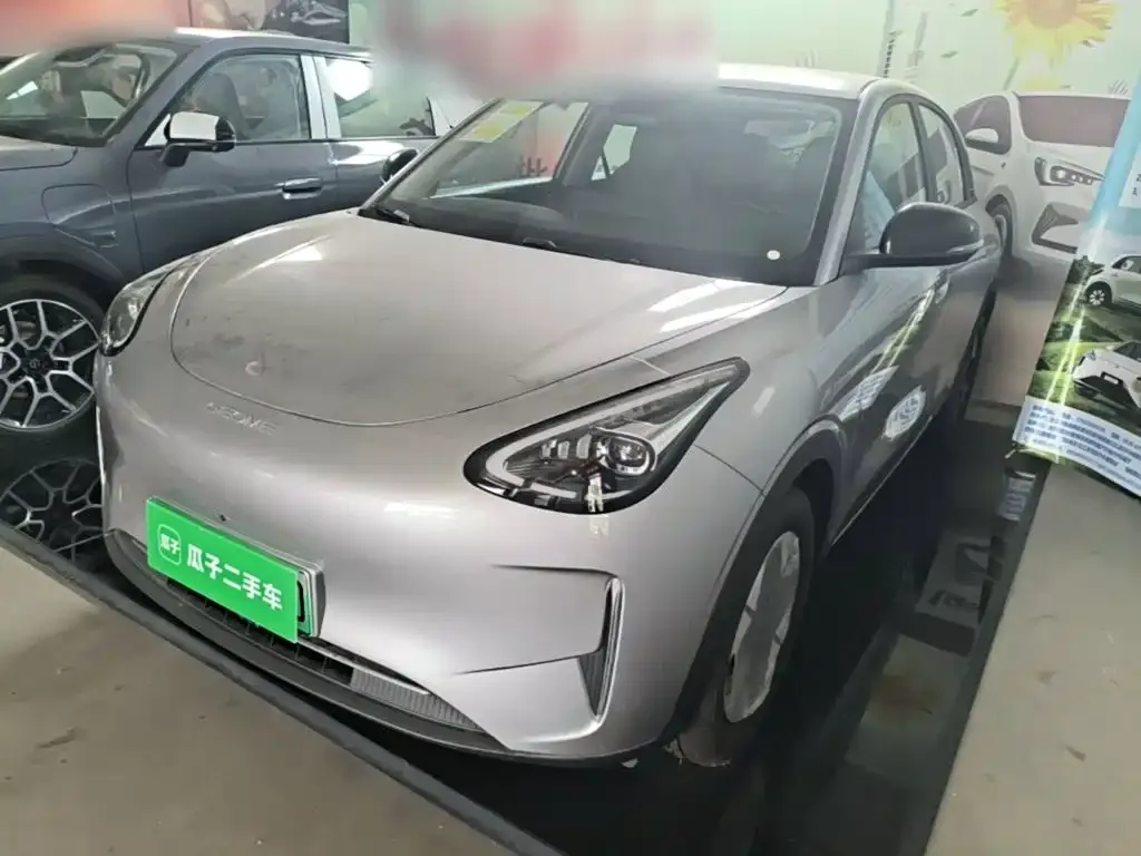 Geely Starburst — фото 1