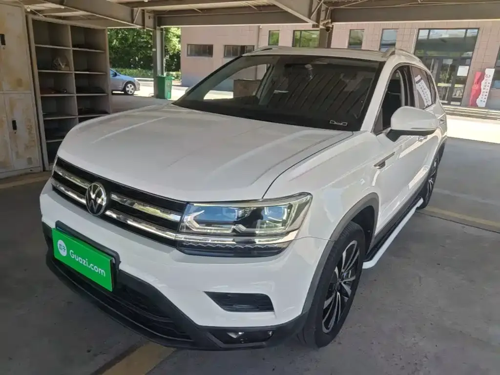 Volkswagen Tharu — фото 1