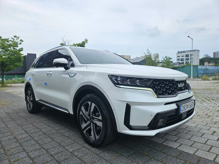 Kia Sorento — фото 8