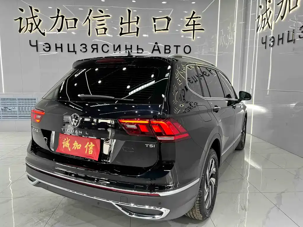 Volkswagen Tiguan L — фото 3